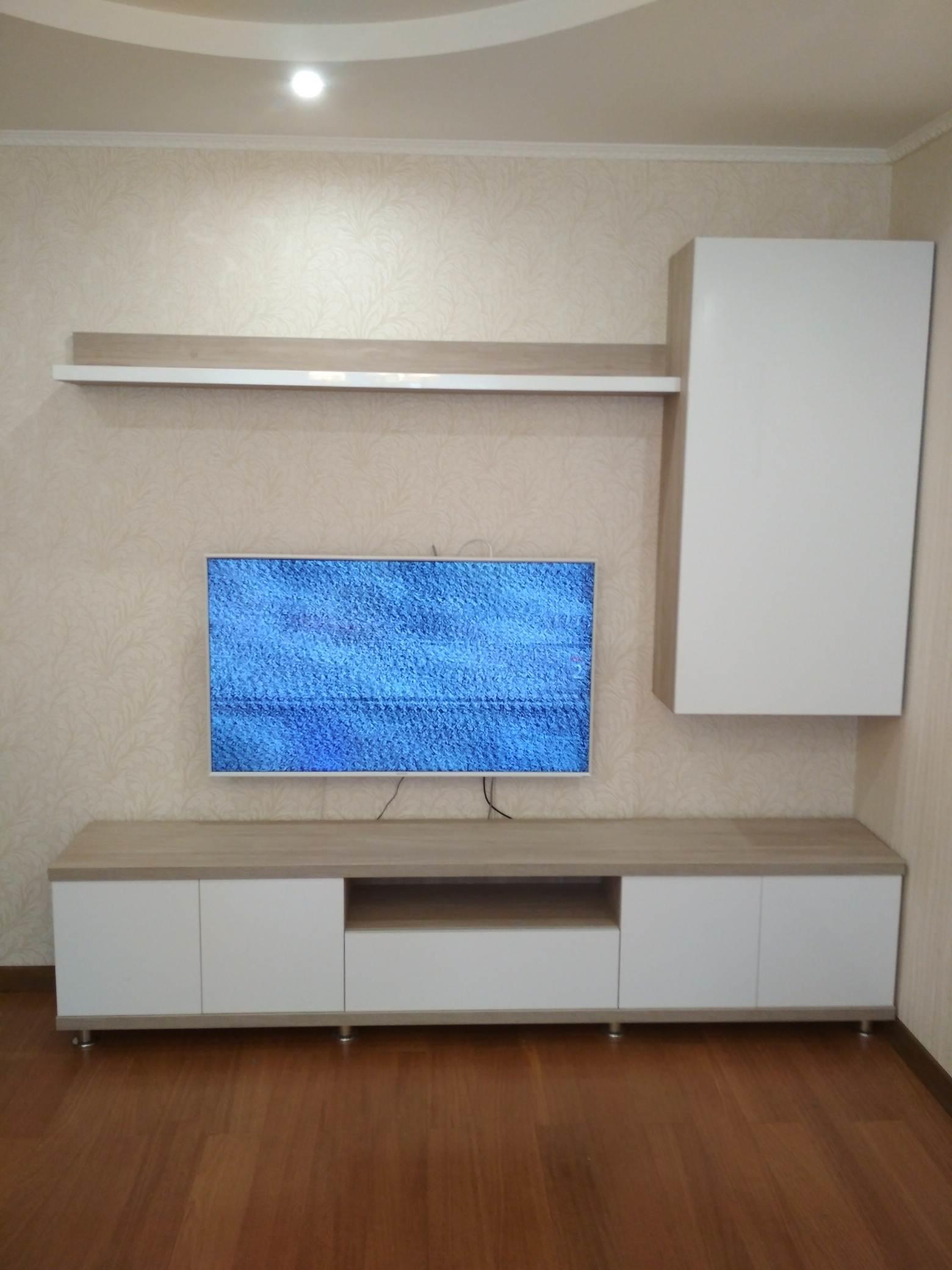 Стенка Нельсон и Белая