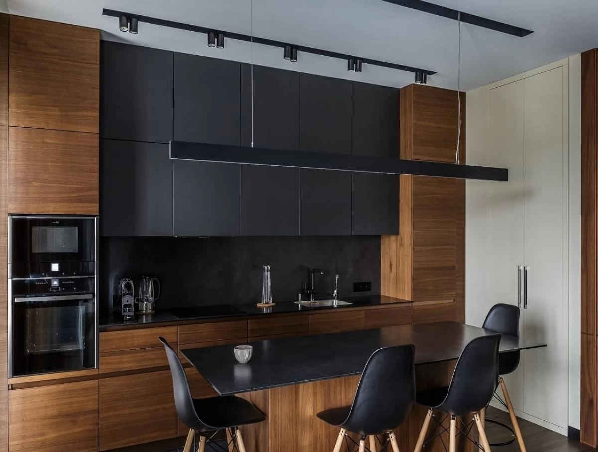 Дизайнерская кухня со шпонироваными фасадами в стиле Loft